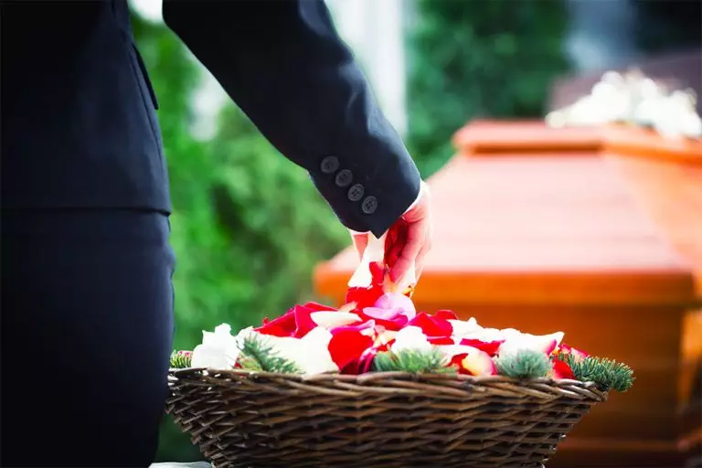 Le paiement des frais d’obsèques par votre assurance
